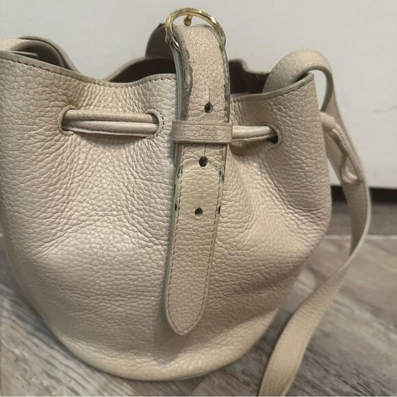 CUYANA Mini Drawstring Buckle Bucket Bag Leather Crossbody Cream Neutral - Picture 3 of 12